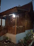 Bagoesfull Homestay