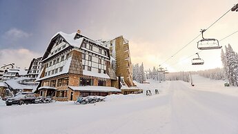 Grey Family Hotel