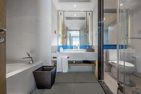 Holiday Inn Express Shenzhen Dongmen by IHG