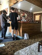 Ranchland Inn