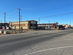 Ranchland Inn