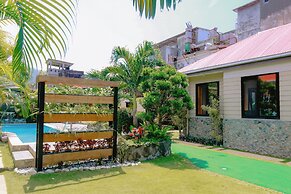 Villa De Babat