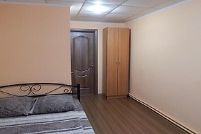 Yuzhny Hotel