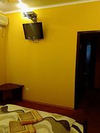 Yuzhny Hotel