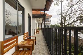 Aurora House