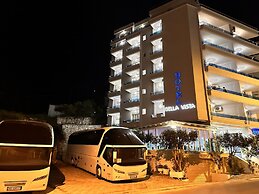 Bella Vista Hotel