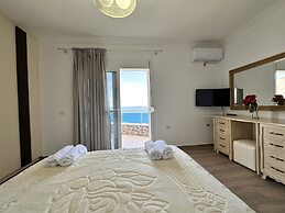 Bella Vista Hotel