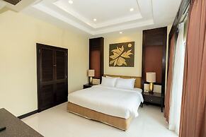 Sunday Chateau En Ville Pattaya