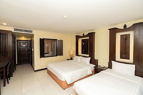 Sunday Chateau En Ville Pattaya