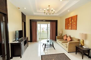Sunday Chateau En Ville Pattaya