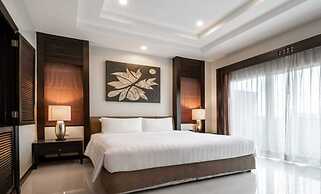 Sunday Chateau En Ville Pattaya