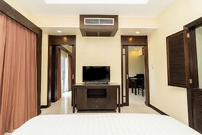 Sunday Chateau En Ville Pattaya