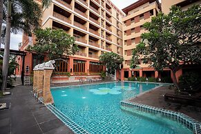 Sunday Chateau En Ville Pattaya
