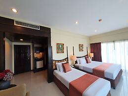 Sunday Chateau En Ville Pattaya