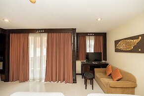 Sunday Chateau En Ville Pattaya