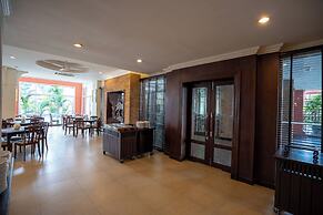 Sunday Chateau En Ville Pattaya