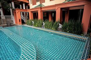 Sunday Chateau En Ville Pattaya