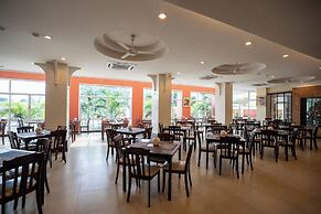 Sunday Chateau En Ville Pattaya