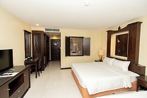 Sunday Chateau En Ville Pattaya