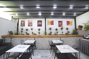 Almina Inn Hotel