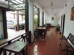 Mani Home & Hostel Luang Prabang