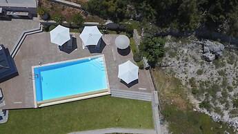 Drimonari Villas