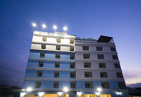 The Willing Hotel and Residence