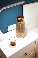 Makhaon Apartments