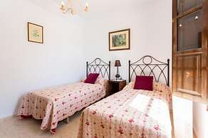 1146 Villa Hermoso