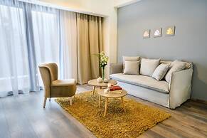 Emerald Suites