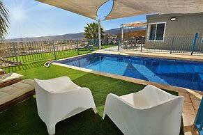 Shmulik Resort
