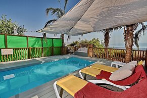 Shmulik Resort