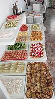 Hotel Ermeti B&B and Brunch