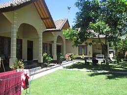 Yuli's Homestay