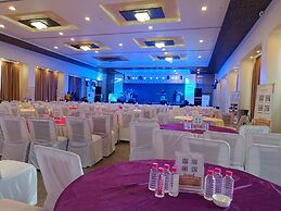 Savitri Resorts