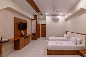 Savitri Resorts
