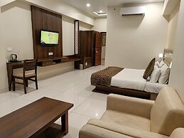 Savitri Resorts