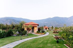 Elite Cottages - Adults Only