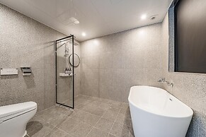 Cheonan Hound Hotel