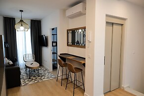 Calma Suites