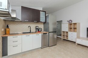 Apartments Tukara
