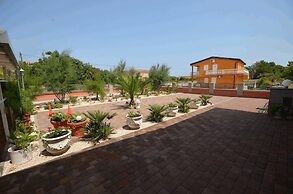 Apartments Komljen