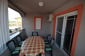Apartments Komljen