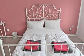 Pixie Home