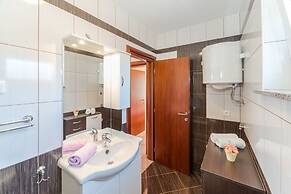Apartments Hudic