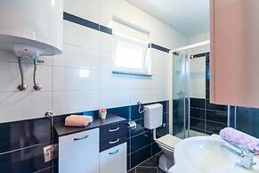 Apartments Hudic