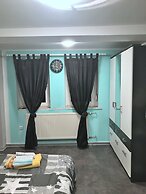 Mixie Home