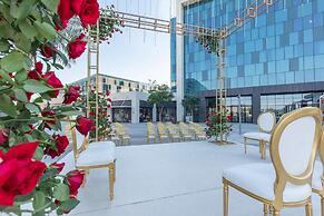 Radisson Red Dubai Silicon Oasis