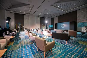 Radisson Red Dubai Silicon Oasis