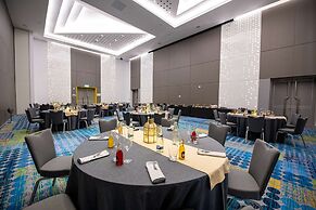 Radisson Red Dubai Silicon Oasis